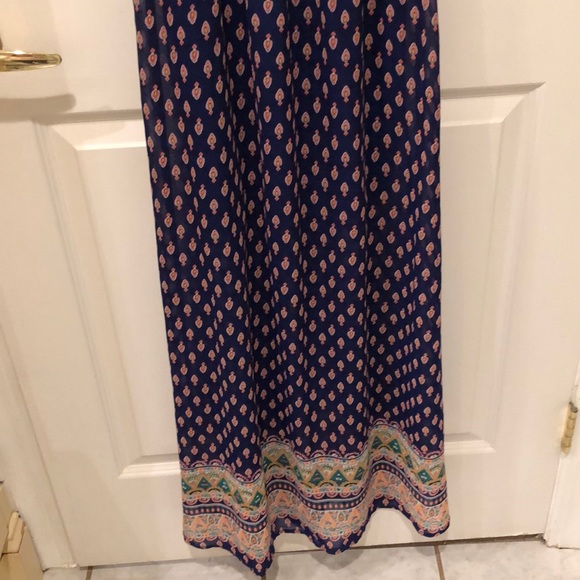 Women’s XS maxi dress - Picture 3 of 3
